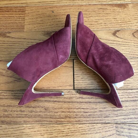 Trina Turk TARE Laguna Tawny Port Deep Burgundy Suede Mules Heels Women’s Size 8 - Picture 11 of 12